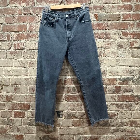 Levi's 501 Button Fly Dark Wash Raw Hem Denim Jeans Size 29 - Picture 2 of 8
